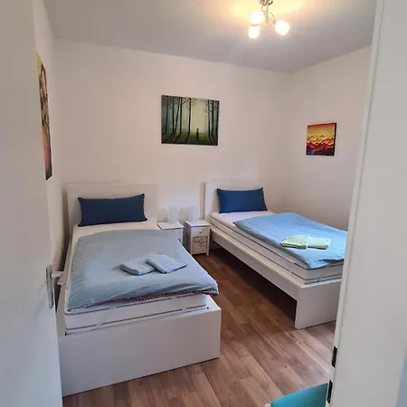 Apartment Reihenhaus Direkt Am Fluss