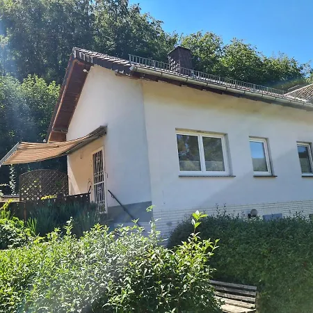 Apartment Reihenhaus Direkt Am Fluss Kassel